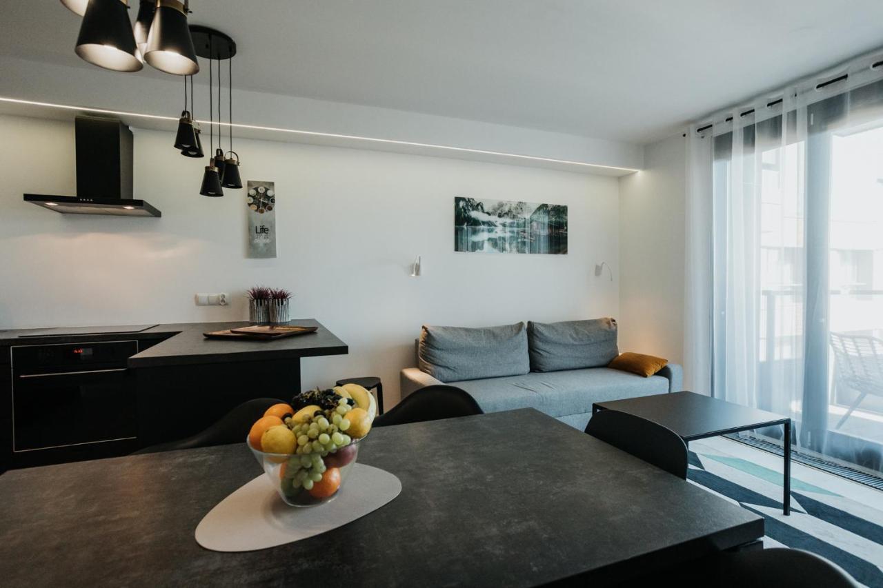 Appartamento Arcade Old Town With Free Parking Cracovia Esterno foto